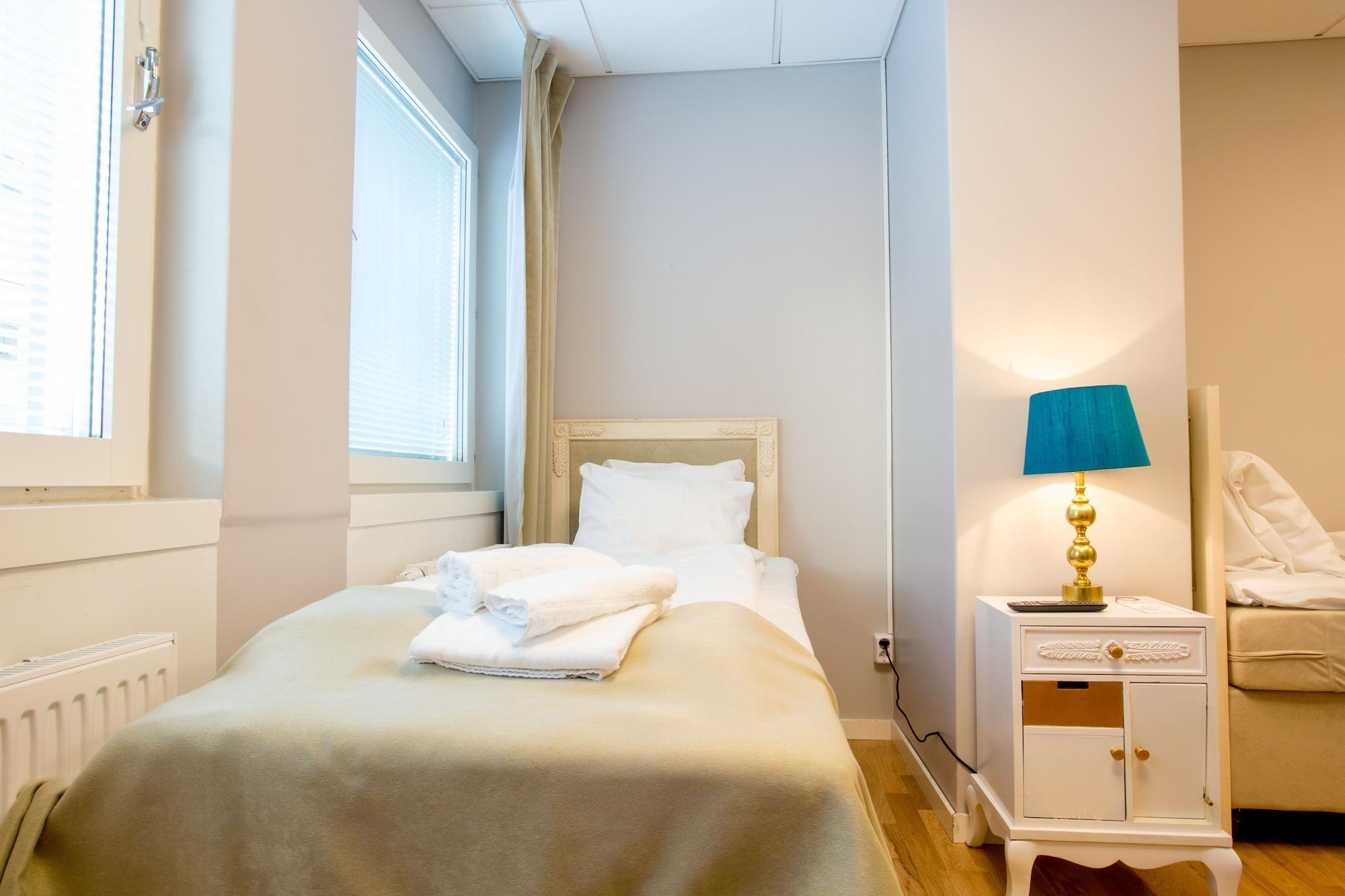 Point Hotell 3*
