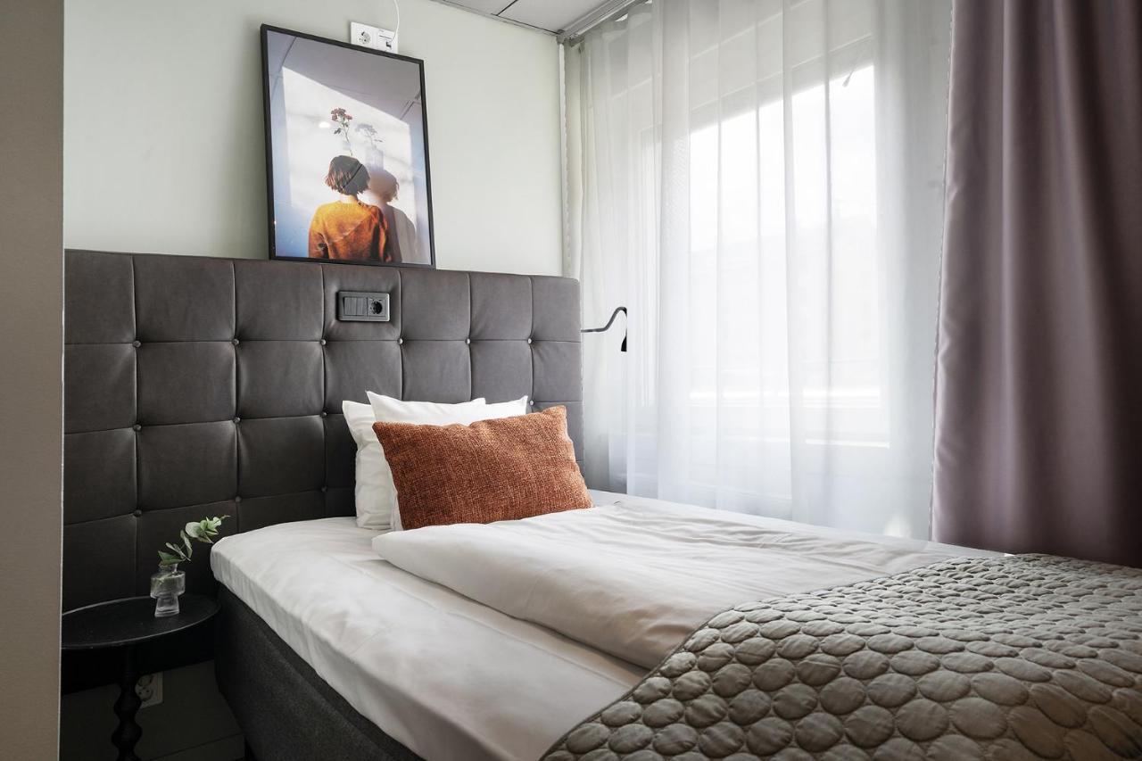 Point Hotell 3*